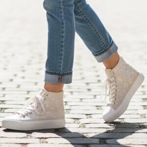 American Eagle Cream Lace High Top Platform Sneakers - Women's 9 - Boho/Crochet